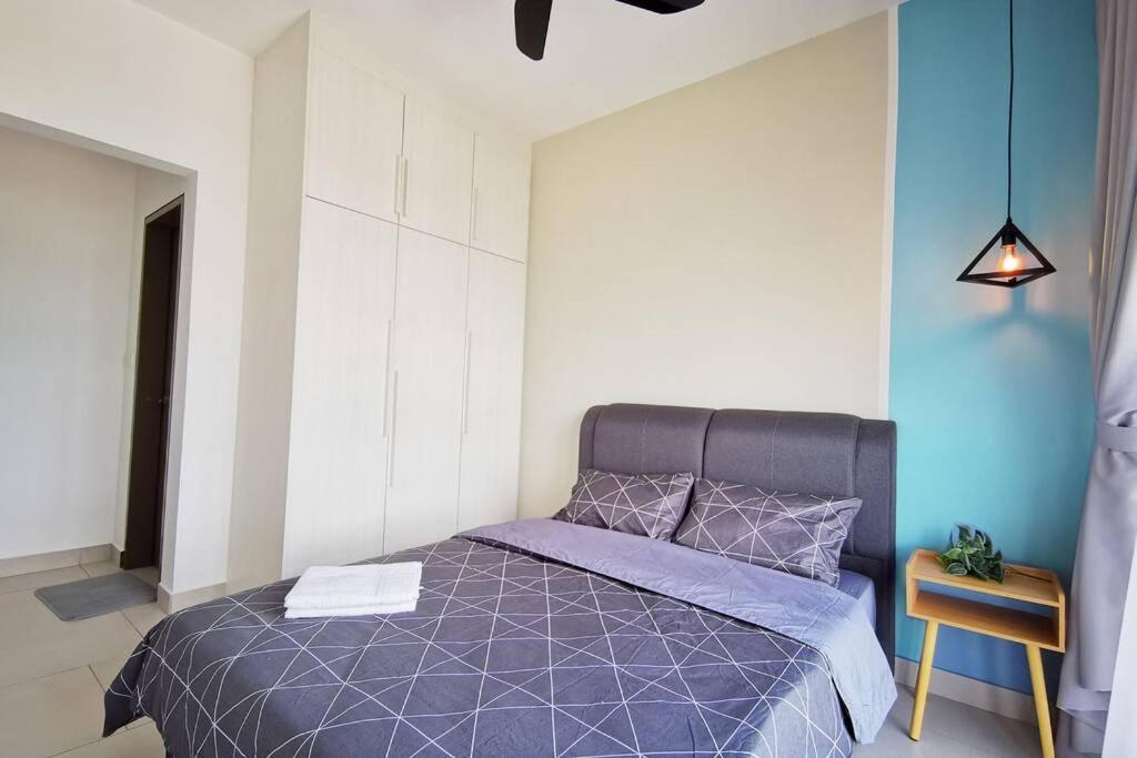 Astetica Pool & Lake View High Floor 100Mbps Wifi Netflix Seri Kembangan Exterior foto